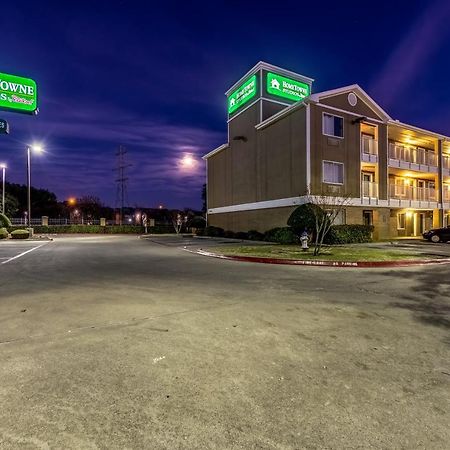 HomeTowne Studios by Red Roof Dallas - Mesquite Exterior foto