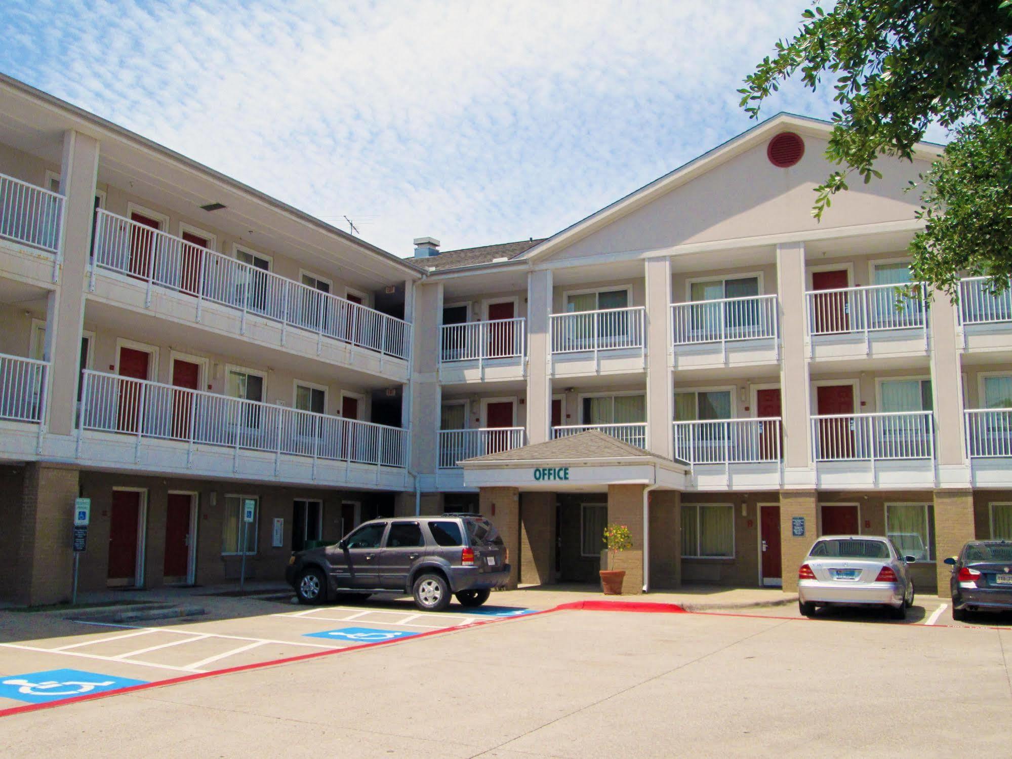 HomeTowne Studios by Red Roof Dallas - Mesquite Exterior foto